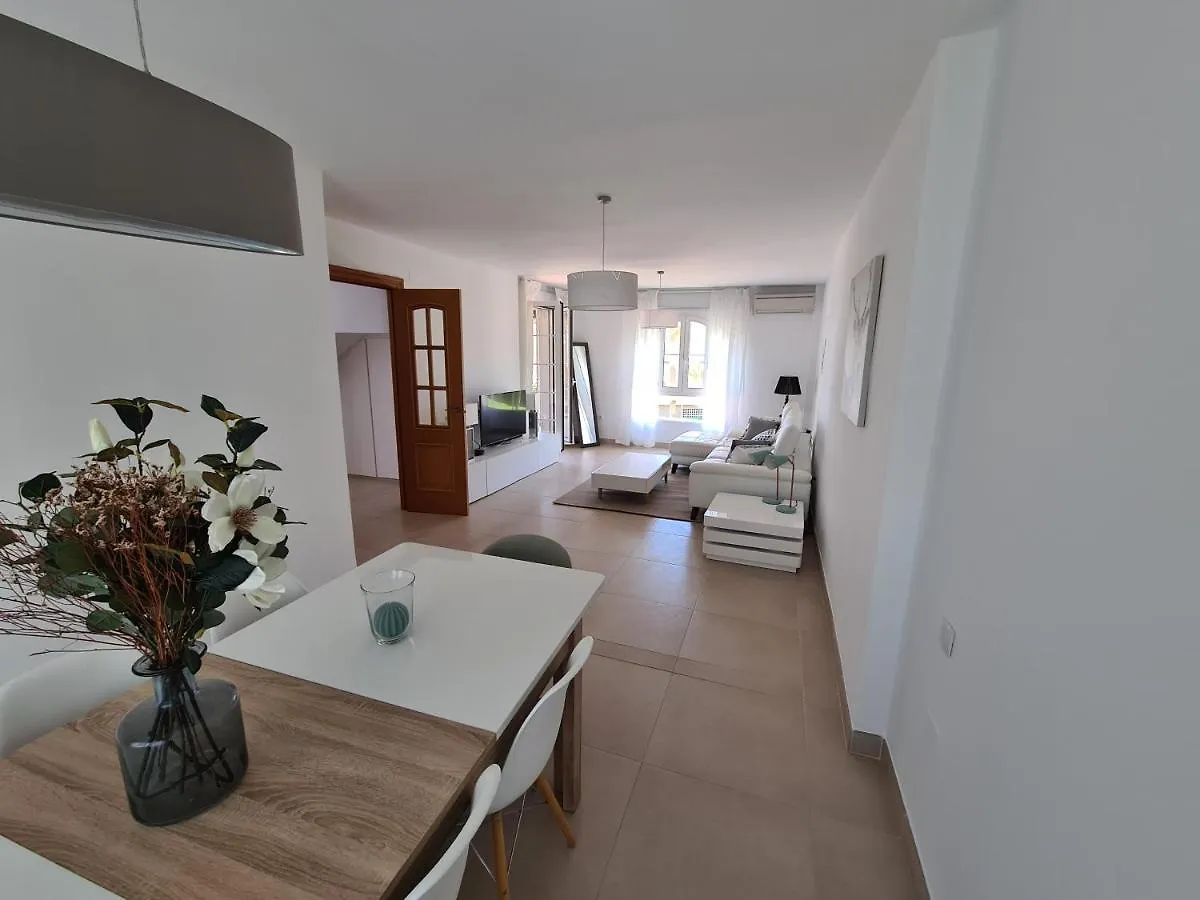 Cozy Beach Apartment Malaga